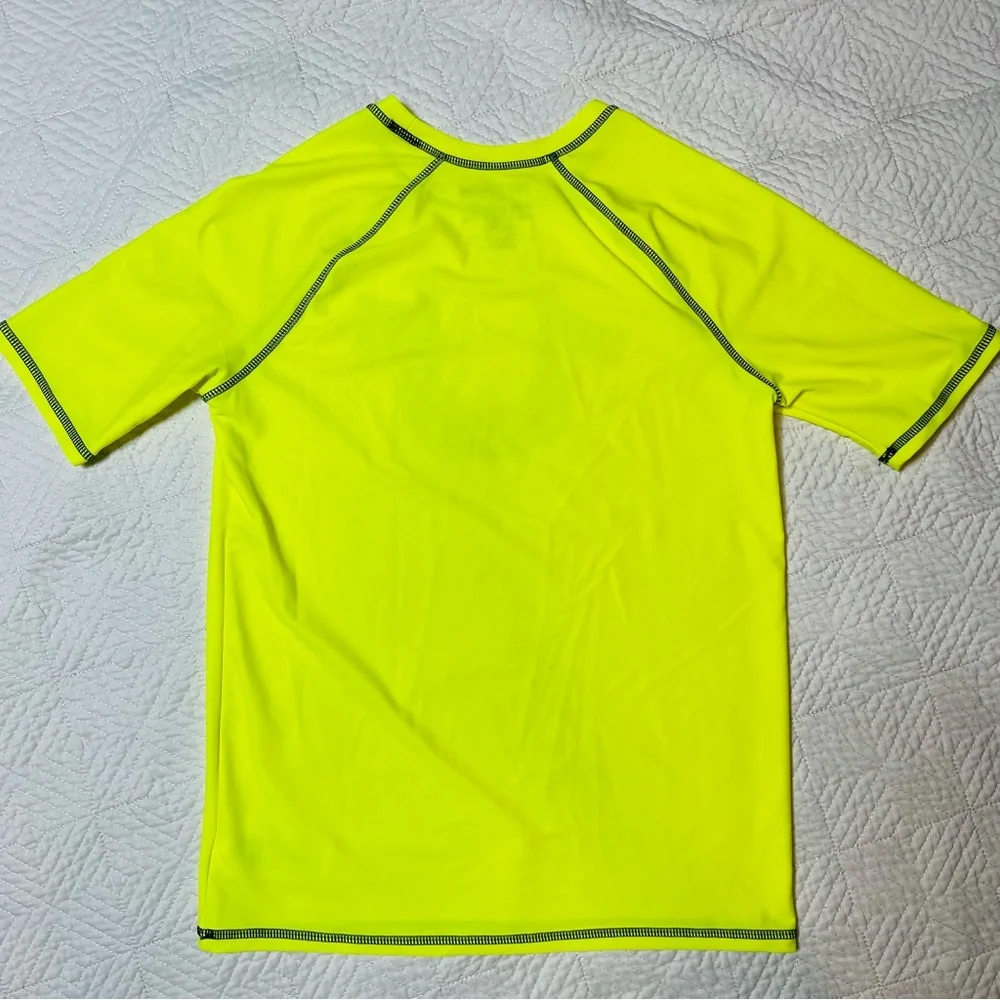NWOT True Religion - Boys Horseshoe Rashguard Swim Top L (14-16)
